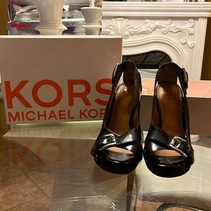 Michael Kors, Size 8, high heels, with box.